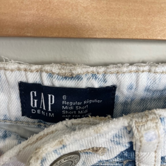 Acid wash shorts - Picture 2 of 3